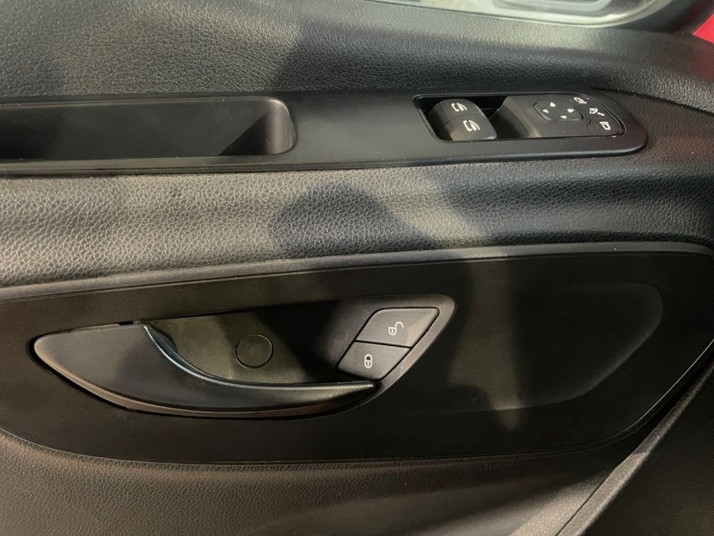 Fahrzeugabbildung Mercedes-Benz Sprinter 316 Tourer L3H2 8 Sitze 3,5t AHK LED