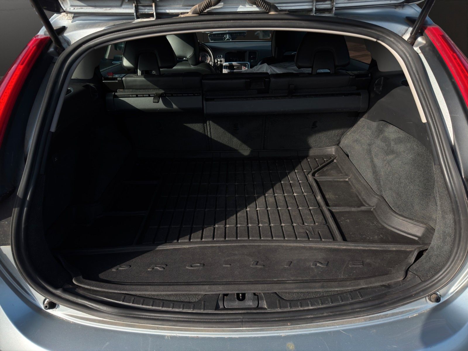 Fahrzeugabbildung Volvo V60 Kombi Ocean Race/Sitzheitzung/