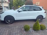 Porsche Cayenne Diesel Platinum Edition Porsche Approved - Porsche Cayenne Gebrauchtwagen in Essen