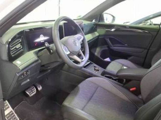 Fahrzeugabbildung Volkswagen Tiguan 1.5 eTSI DSG GOAL AHK NAVI KAMERA