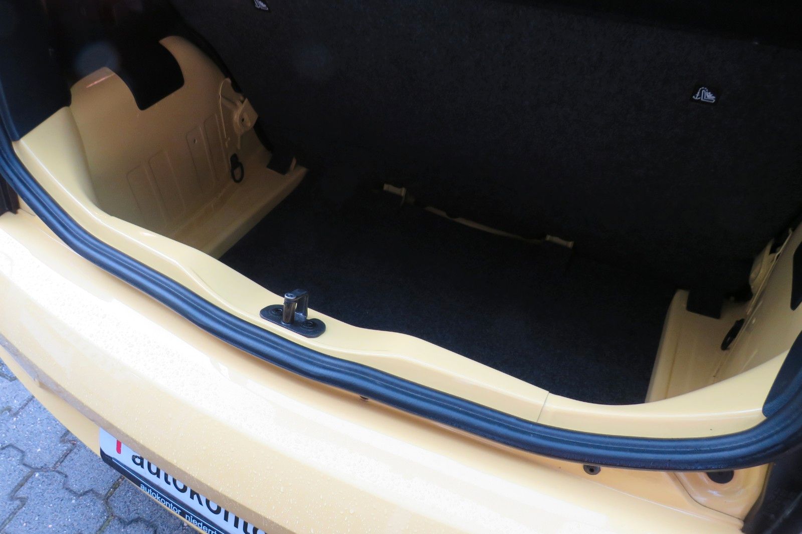 Fahrzeugabbildung SEAT Mii Style KLIMA SITZH. MAPS&MORE ASSISTENT-PA.