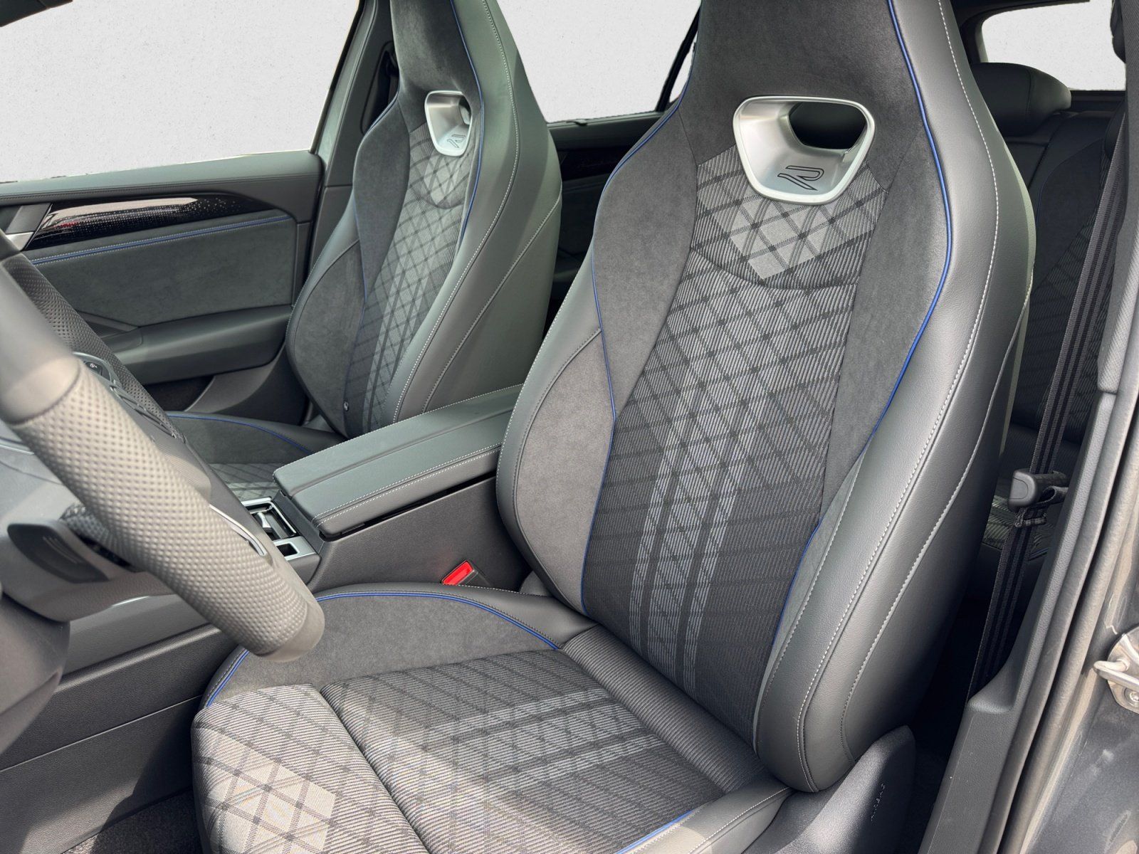 Volkswagen Passat Variant - Bild 9