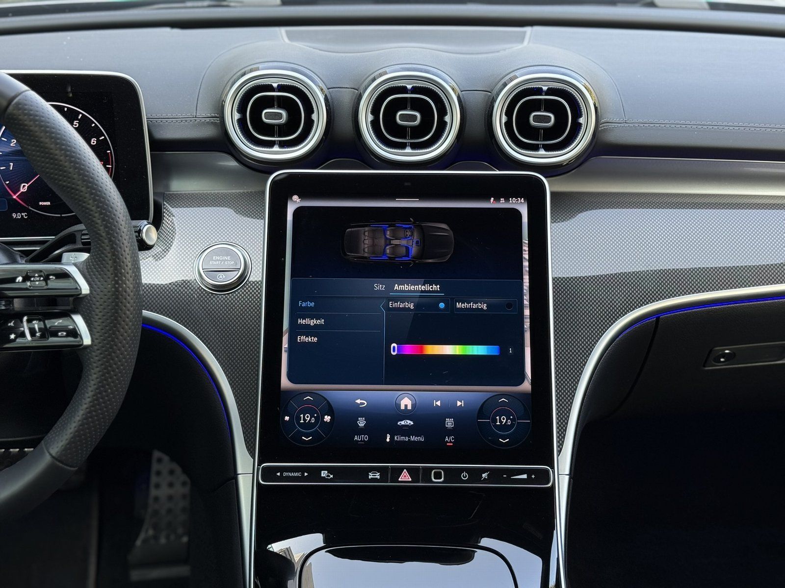 Fahrzeugabbildung Mercedes-Benz C 200 T AMG*DISTRONIC*360°*DIGITALLIGHT*KEYLESS*