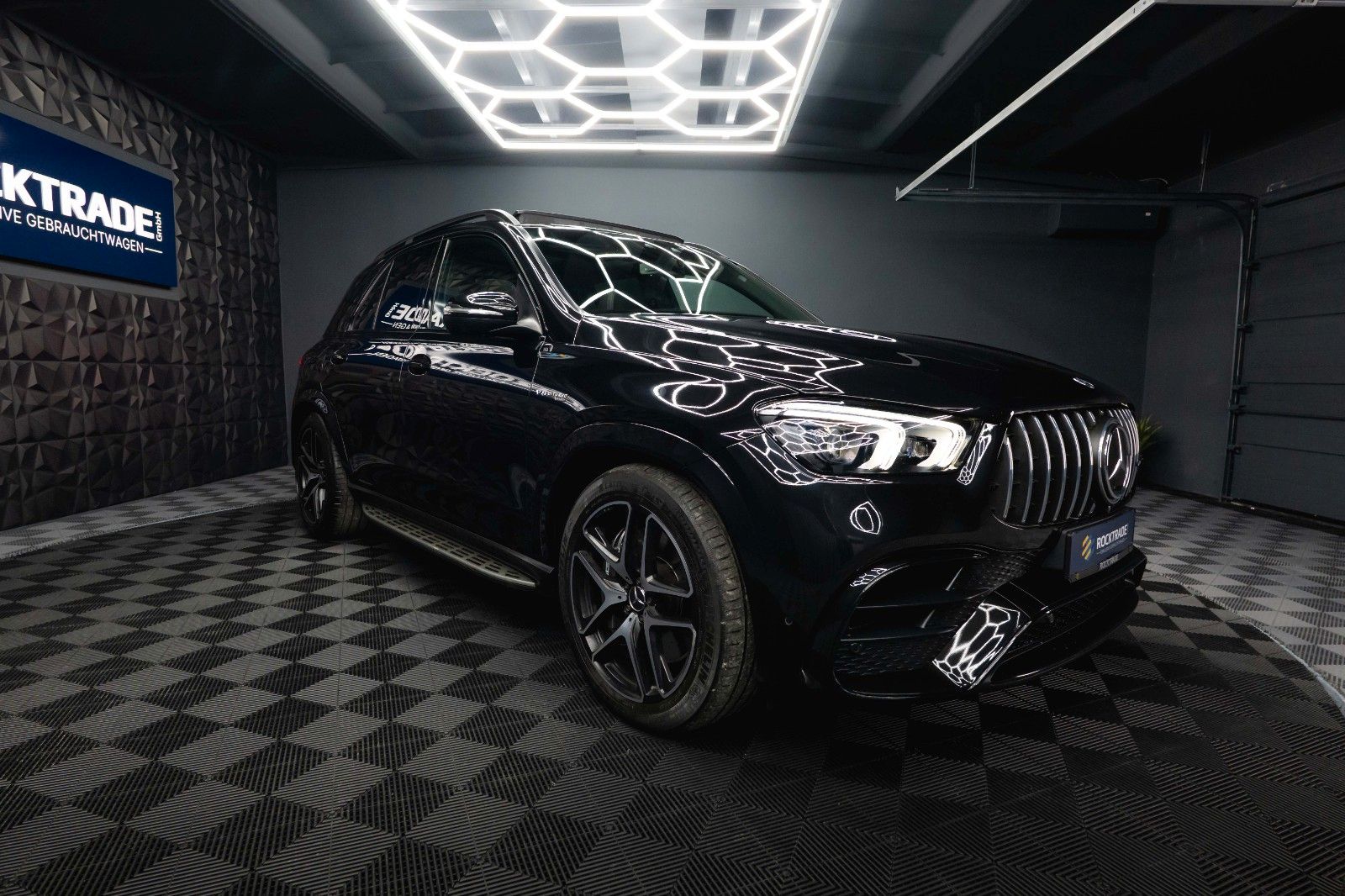 Fahrzeugabbildung Mercedes-Benz GLE 63 AMG 4Matic+ Night Paket *ACC*Pano*HU*360*