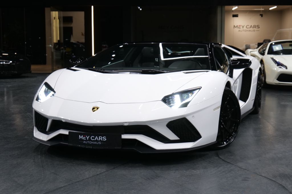 Image of Lamborghini Aventador