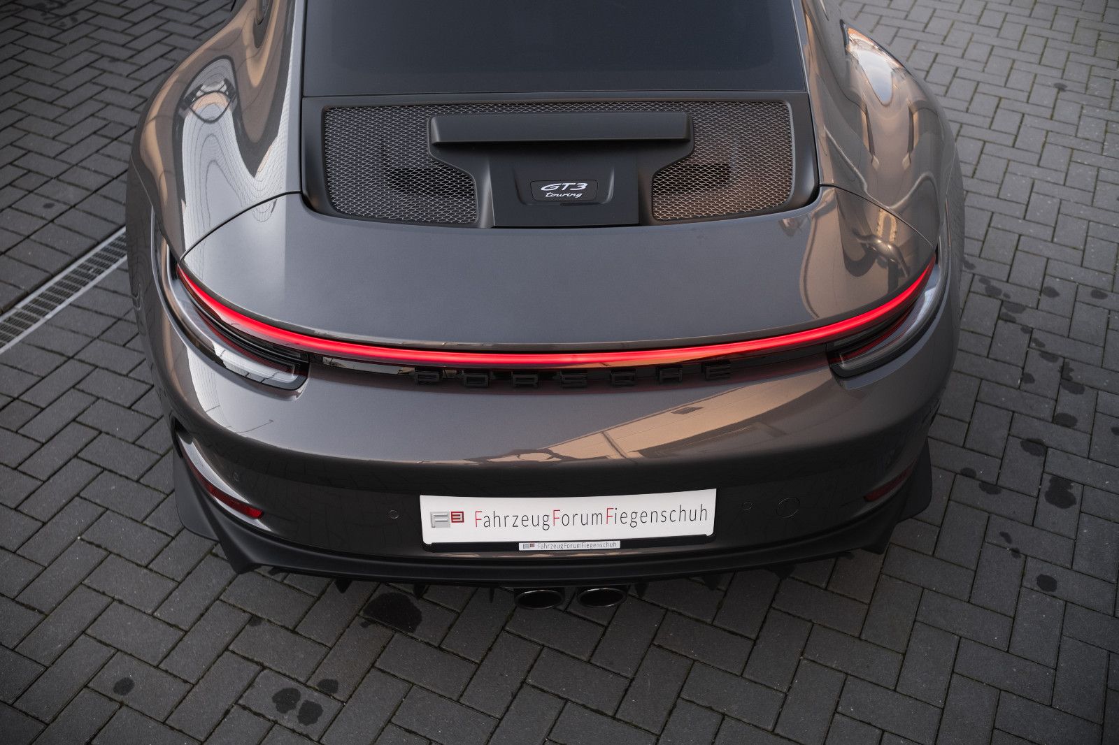 Fahrzeugabbildung Porsche 992/911 GT3 Touring-Lift-BOSE-Kamera-Vollschale