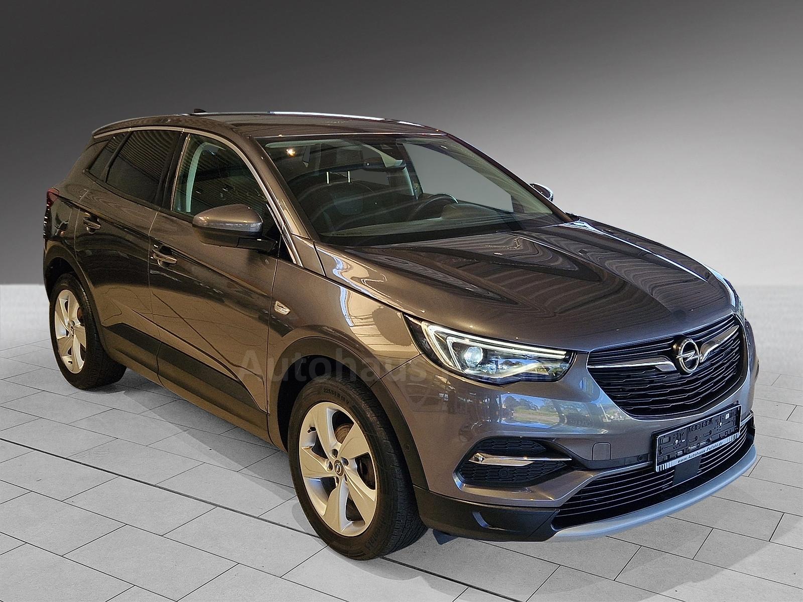Opel Grandland super Ausstattung, AHK sehr gepflegt