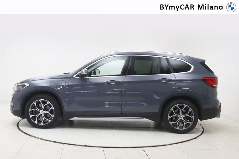 BMW X1 25 e Advantage xDrive Steptronic imagem 3