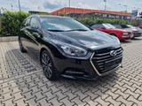 Hyundai i40 1.7 CRDi 104kW blue Trend DCT Trend - Hyundai i40 mit Diesel-Antrieb: Kombi, Automatik, 1.7