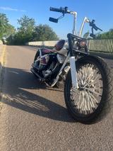 Harley-Davidson Breakout  Thunderbike  - HARLEY-DAVIDSON THUN
