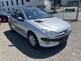 Peugeot 206 1.6 Premium 110Automatik.PANO.Klimaautomatik - Peugeot 206: Premium
