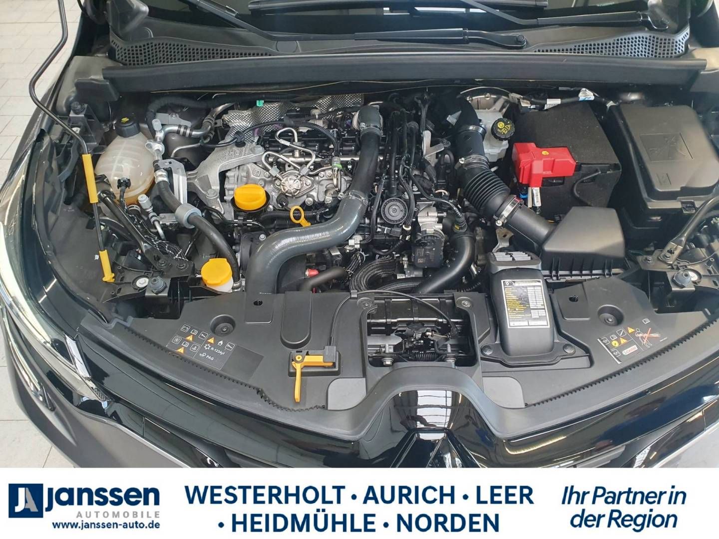 Fahrzeugabbildung Renault CAPTUR RIVE GAUCHE TCe 160 EDC
