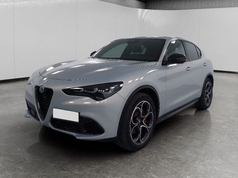 Alfa-Romeo Stelvio - 1