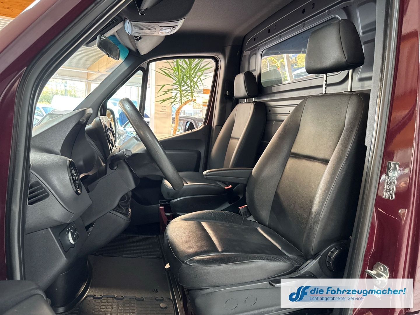 Fahrzeugabbildung Mercedes-Benz Sprinter III Kasten FWD 211 CDI L2 DAB Tel.-Vorb