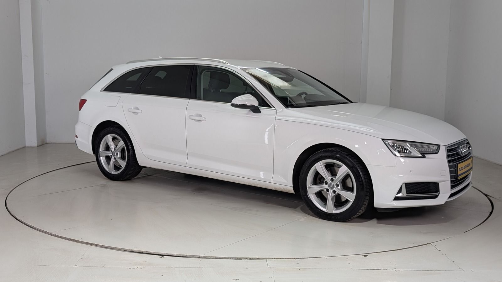 Fahrzeugabbildung Audi A4 Avant 35 TDI sport S-tronic LED * Navi