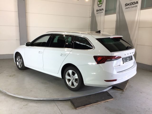 Fahrzeugabbildung Skoda Octavia Style 2.0 TDI Combi DSG/NAVI/ACC/HUD/LED