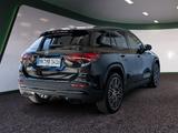 Mercedes-Benz GLA 180 AMG Advanced Plus AHK Distr. LED Navi Ka - Mercedes-Benz GLA 180: mit Anhängerkupplung