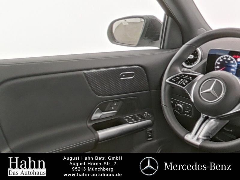 Fahrzeugabbildung Mercedes-Benz GLA 200 PROGRESSIVE/LED/AHK/KAMERA/WINTER/..