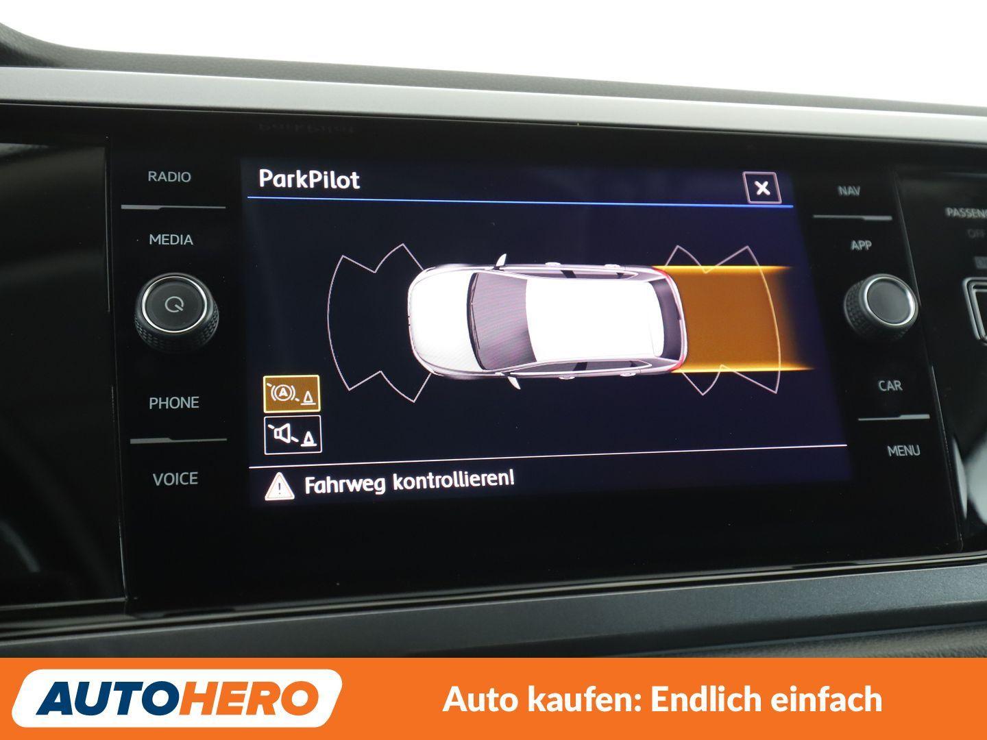 Volkswagen Polo 1.5 TSI ACT Highline Aut.*NAVI*ACC*PDC*SHZ*