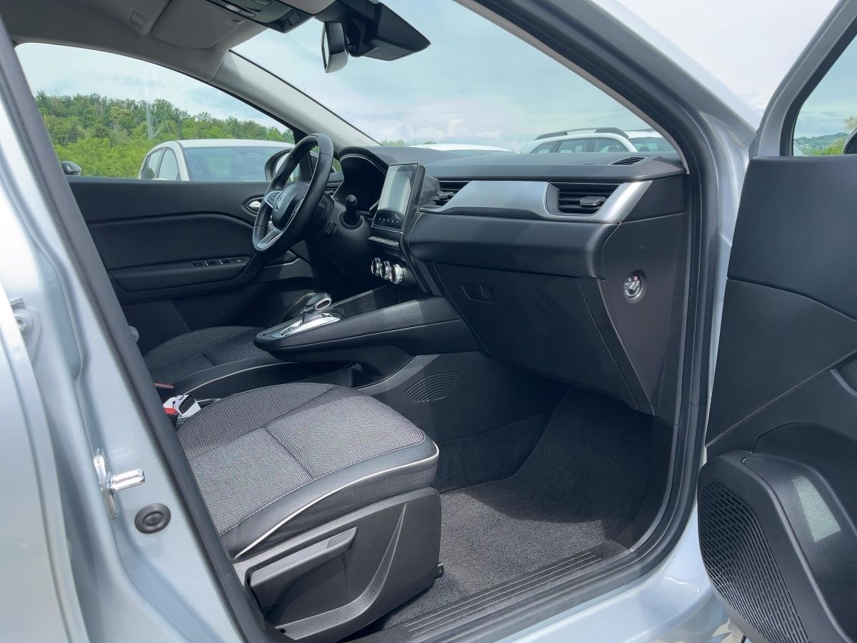 Fahrzeugabbildung Renault Captur TECHNO E-TECH Plug-in 160 ABS Fahrerairba