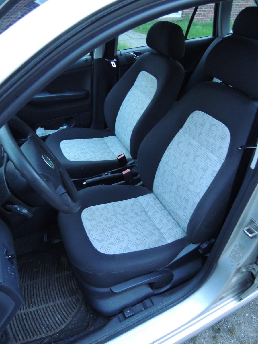 Skoda Fabia 2004 — photo 6
