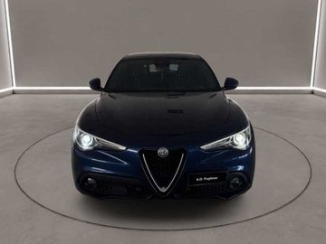 Alfa-Romeo Stelvio - 2