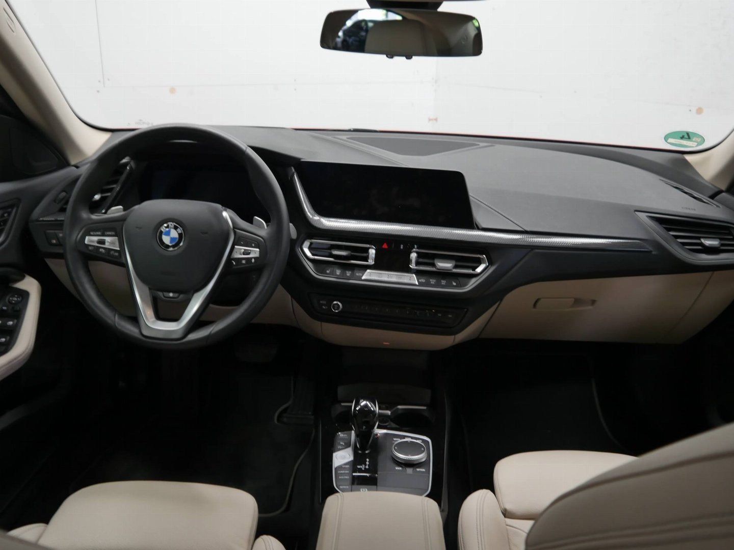 Fahrzeugabbildung BMW 220i elektr. Sitzverstellung mit Memory, Head-Up