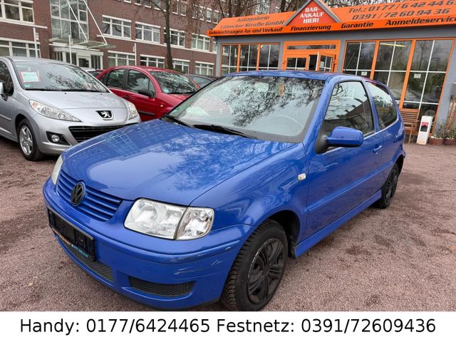 Volkswagen Polo 1.0 SERVO