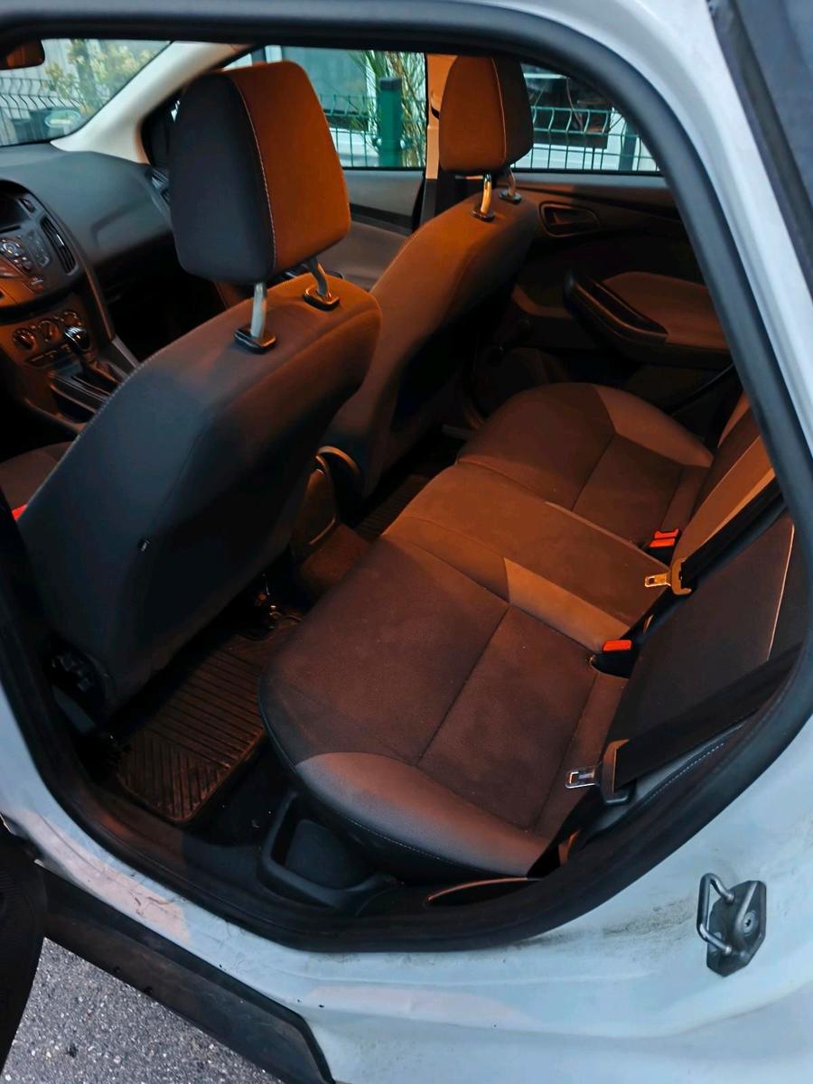 Ford Focus 2014 — engine 101 HP (74kW)