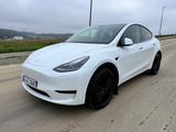 Tesla Model Y SR RWD Anhängerkupplung AHK LED Navi SHZ - Tesla Gebrauchtwagen von 2024
