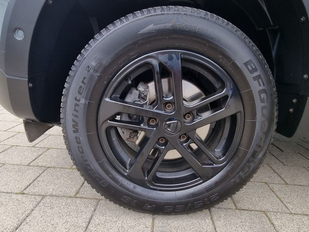 Fahrzeugabbildung Dacia Duster Journey TCe 150 4x4
