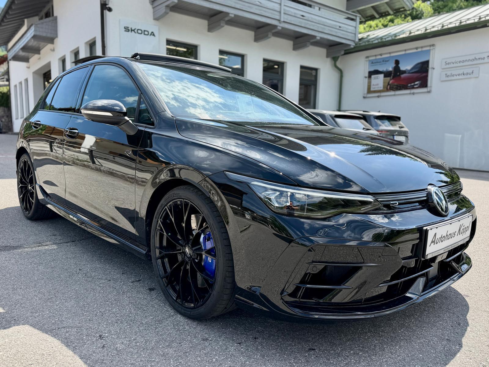 Volkswagen Golf R 2.0 TSI 4Motion Leder AKRA Pano AHK 360°