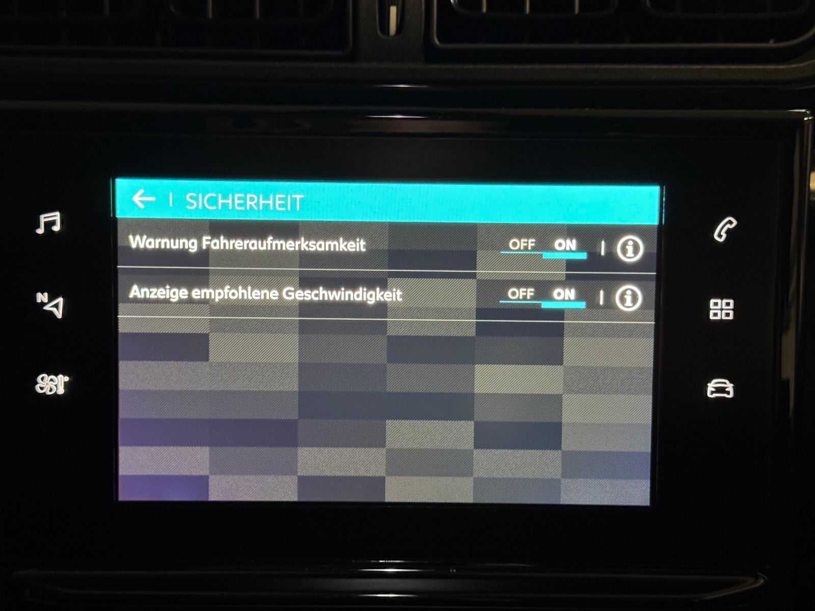 Fahrzeugabbildung Citroën C3 1.6 HDI FEEL COLOR STYLE PAKET NAVI LED VOLL