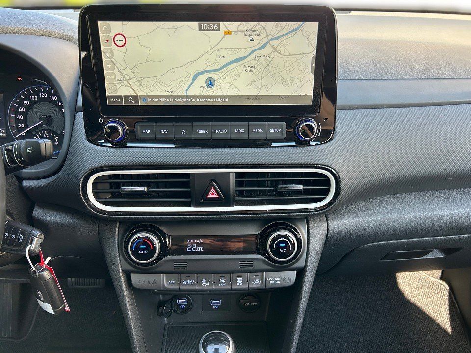 Fahrzeugabbildung Hyundai KONA HYBRID AUT TREND LED/NAV-PAK AHK/ABNEHMBAR