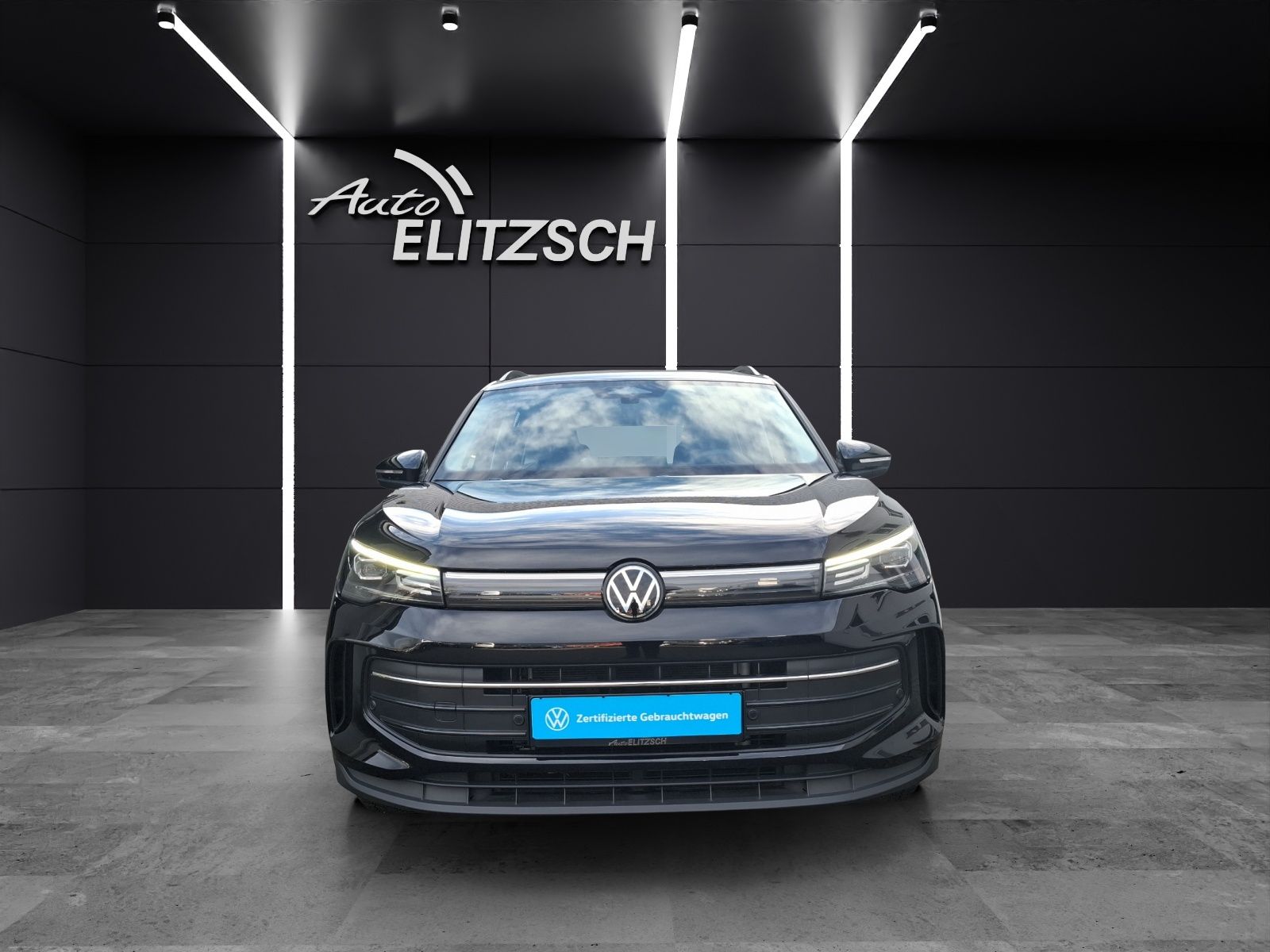 Fahrzeugabbildung Volkswagen Tiguan TDI DSG Life LED ACC AHK HuD NAVI PDC SHZ