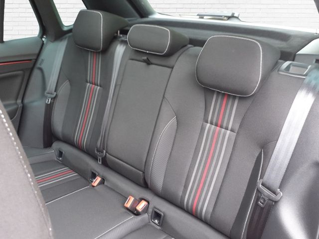 Fahrzeugabbildung SKODA Kamiq 1,5 TSI Monte Carlo DSG KLIMA LED NAVI ALU