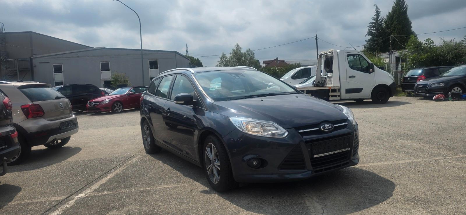 Ford Focus Turnier Sync Edition