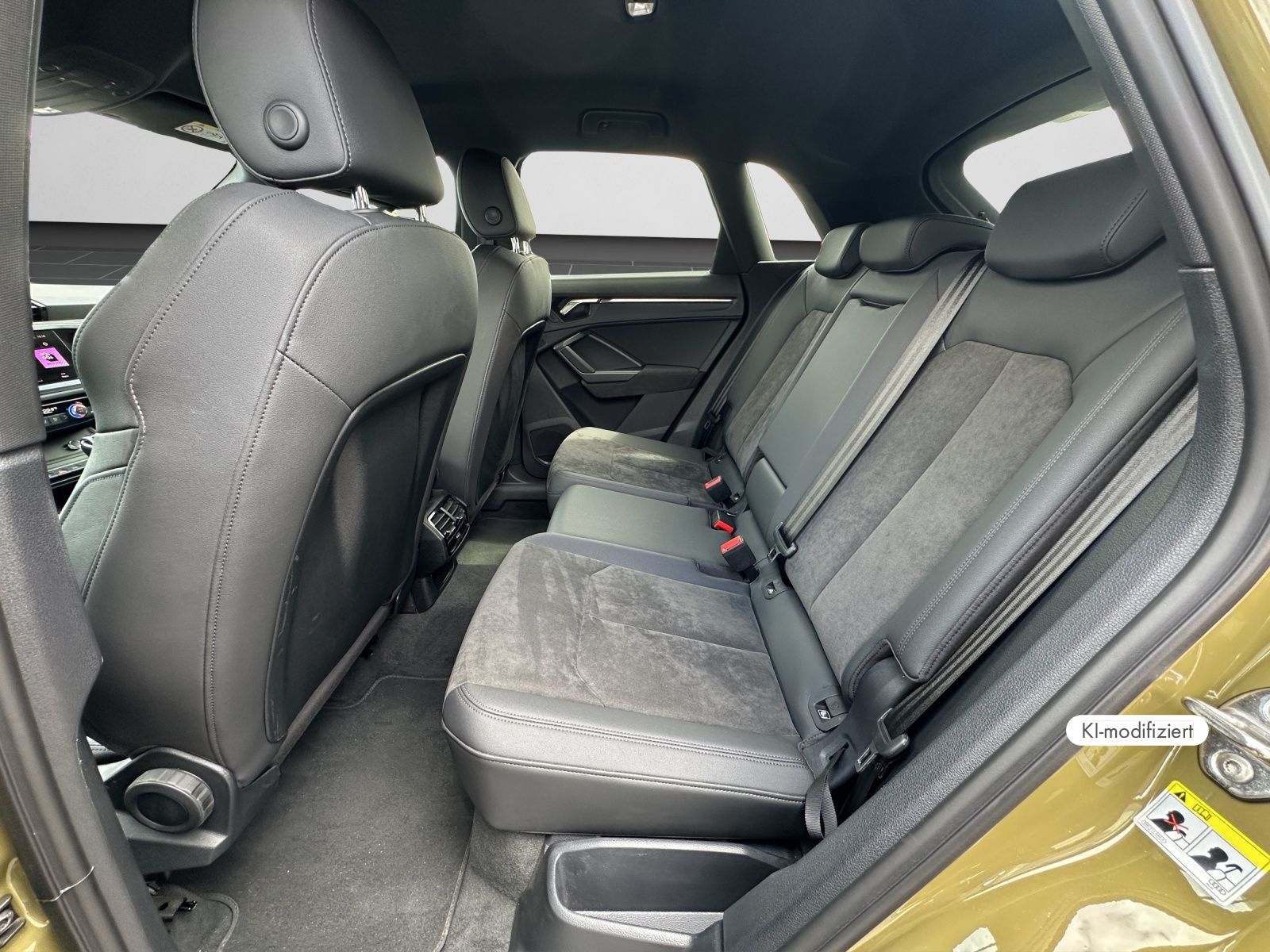 Audi RSQ3 - Bild 15