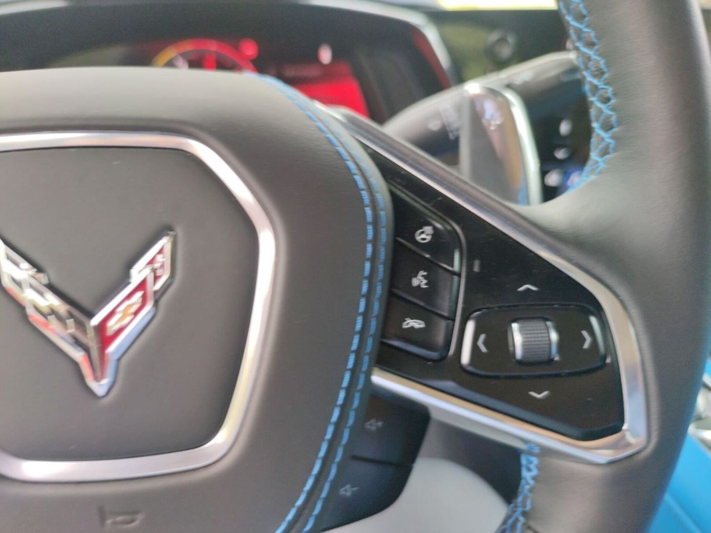 Fahrzeugabbildung Corvette C8 Stingray Cabrio 3LT 6.2 V8-Voll-Lift-Magnetic
