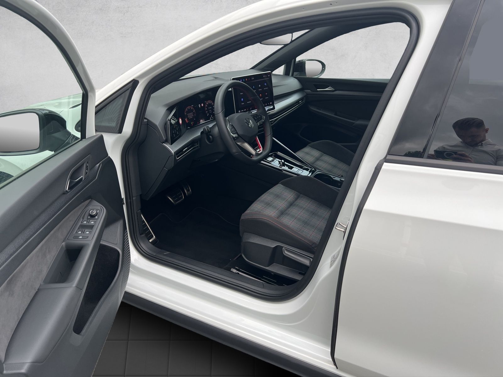 Golf VIII GTI 2.0 TSI DSG Navi*ACC*Black Style