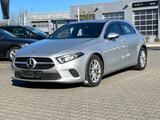 Mercedes-Benz A 180 Advanced Plus*LED*