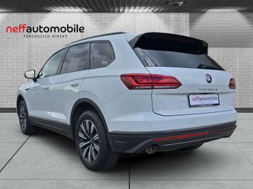 Volkswagen Touareg - 3