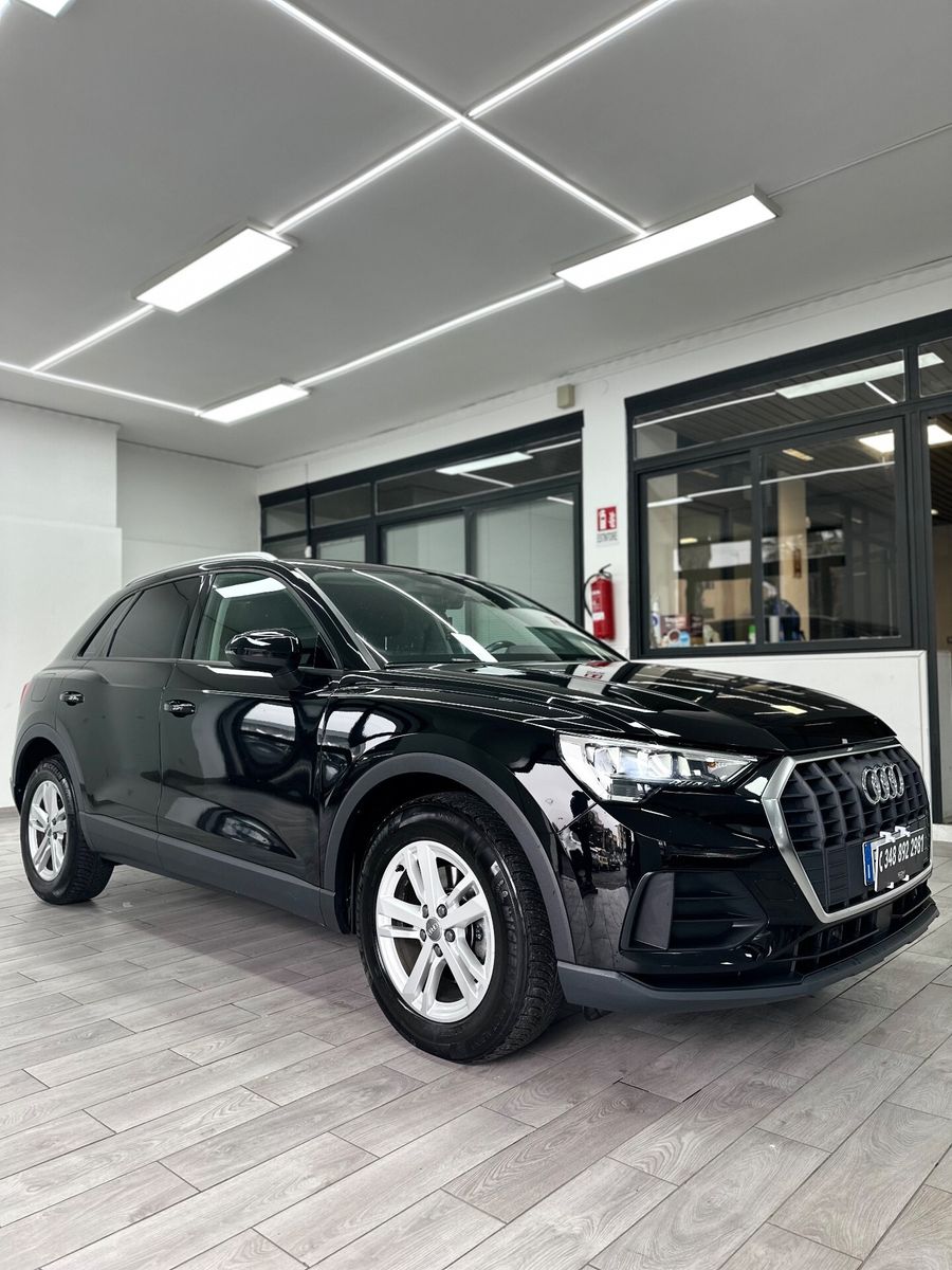 AUDI Audi Q3 35 TDI S tronic