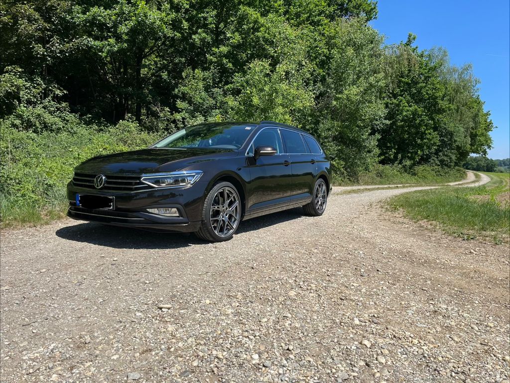 Image of Volkswagen Passat Variant