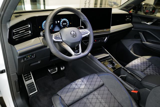 Volkswagen Tiguan 1.5eTSI DSG R-Line BlackStyle HKardon Pan