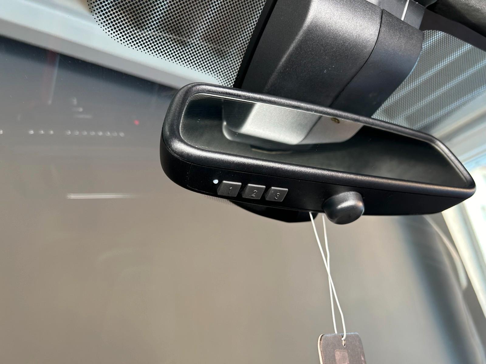BMW X6 M/Bang&Olufsen/Softclose/Carbon/HUD/TÜV/575PS