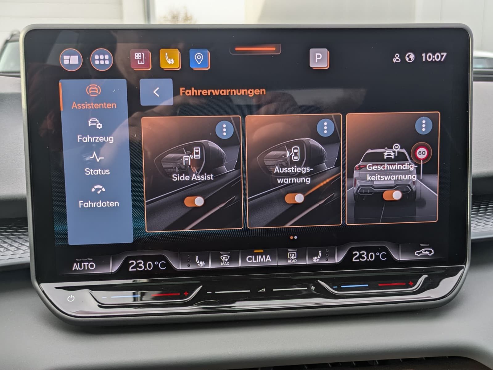 Fahrzeugabbildung CUPRA Terramar 2.0 TSI 4D VZ HUD*MATRIX*PANO*DCC*20"