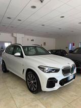 BMW - X5 - xDrive30d Msport - Behindertengerechte BMW X5