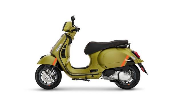 Vespa GTS 125 Super Sport RST 2023