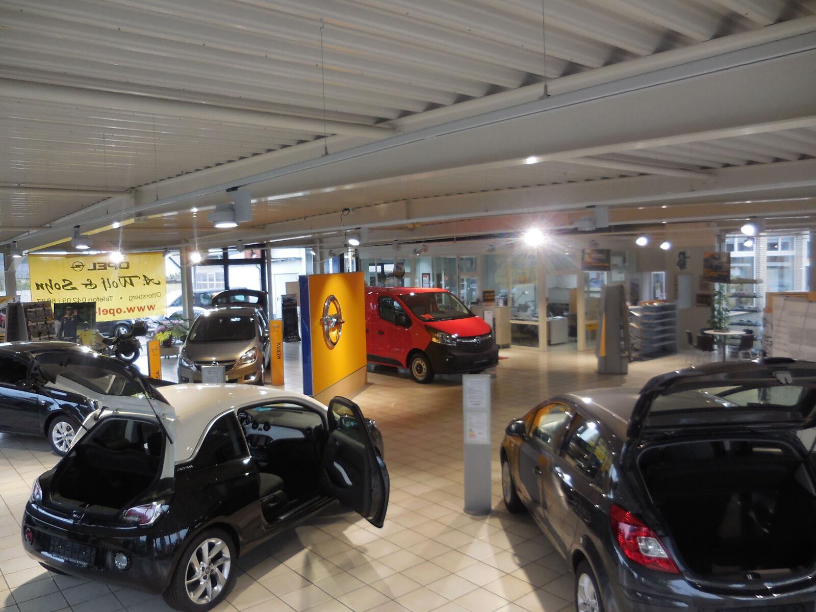showroom-image-main